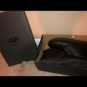 Size 10 leather men’s ugg boots